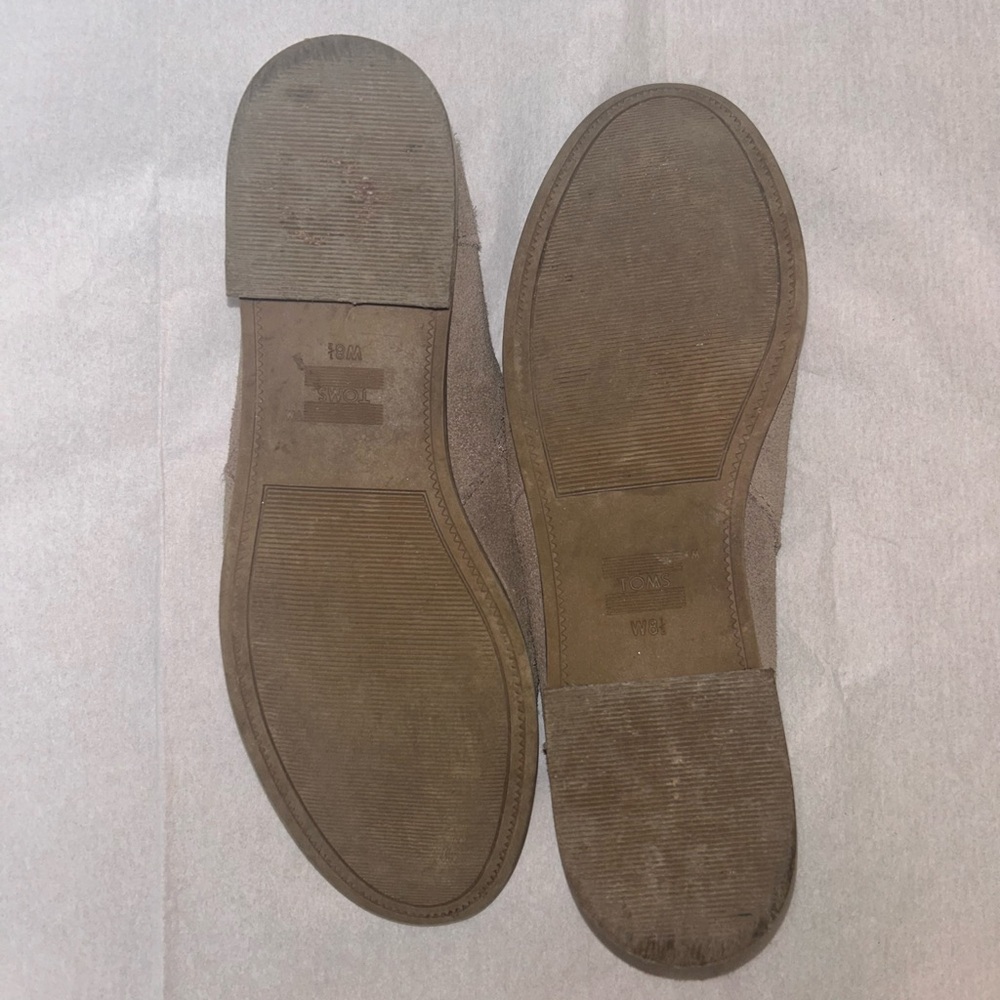 TOMS - Picture 3 of 3